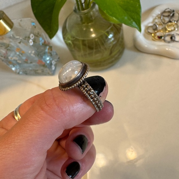 Moonstone ring - Picture 3 of 8